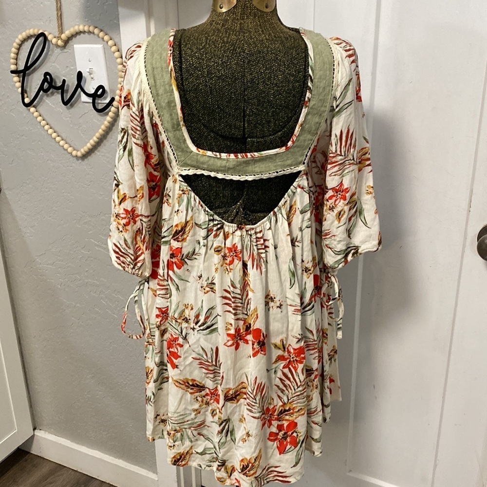 ANAMA’ MINI FLORAL RAYON DRESS SIZE SMALL